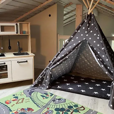 Waterkant 22 - Familienfreundliches Spielempore * Dagebüll